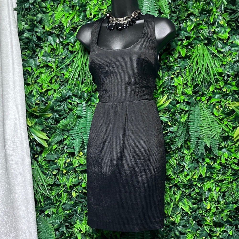 Club Monaco Dress Size 6 Black Ribbed T-Back Bow Cocktail Preppy Classic 4216